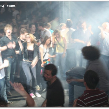 2008-04-19 - Stadthalle Olpe - 90er Party 108