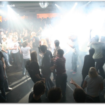 2008-04-19 - Stadthalle Olpe - 90er Party 109