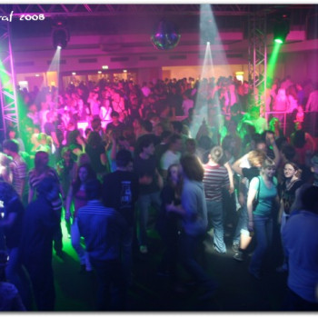 2008-04-19 - Stadthalle Olpe - 90er Party 110