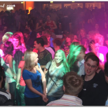 2008-04-19 - Stadthalle Olpe - 90er Party 18