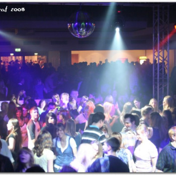 2008-04-19 - Stadthalle Olpe - 90er Party 30