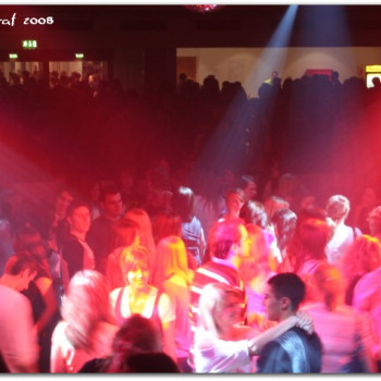 2008-04-19 - Stadthalle Olpe - 90er Party 31