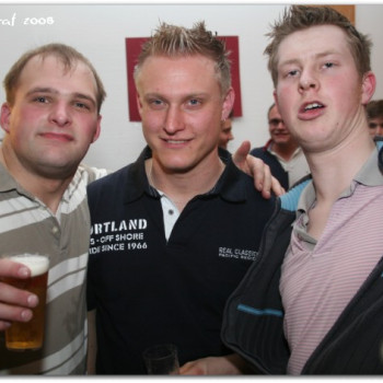 2008-04-19 - Stadthalle Olpe - 90er Party 46