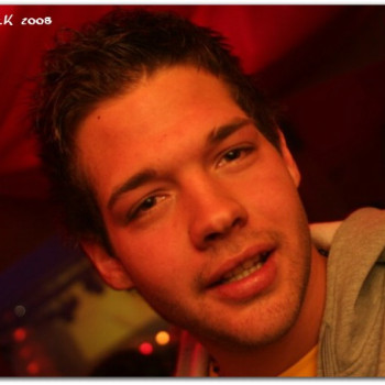 2008-04-20 - Cool - Let there be house 119