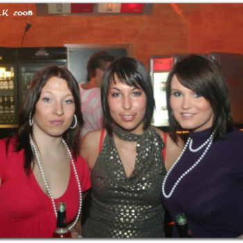 2008-04-20 - Cool - Let there be house 137