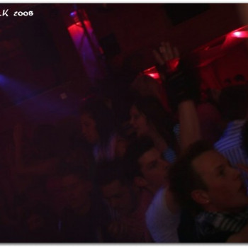 2008-04-20 - Cool - Let there be house 139