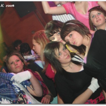 2008-04-20 - Cool - Let there be house 144