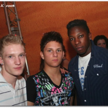 2008-04-20 - Cool - Let there be house 196