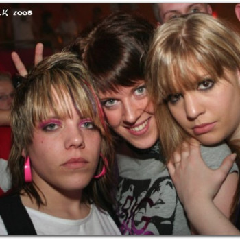 2008-04-20 - Cool - Let there be house 200