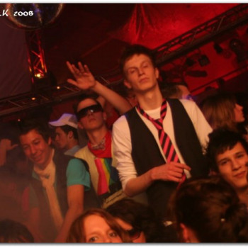 2008-04-20 - Cool - Let there be house 227