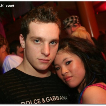 2008-04-20 - Cool - Let there be house 244