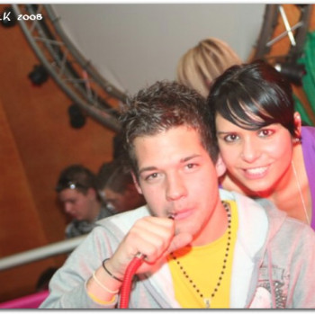 2008-04-20 - Cool - Let there be house 300