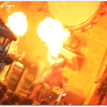 2008-04-20 - Cool - Let there be house 309