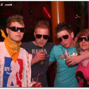 2008-04-20 - Cool - Let there be house 32