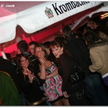 2008-04-20 - Cool - Let there be house 327