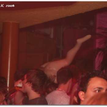 2008-04-20 - Cool - Let there be house 348