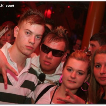 2008-04-20 - Cool - Let there be house 374