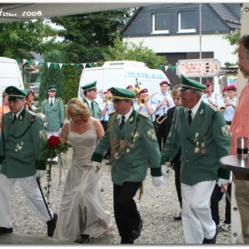 2008-07-27 - Iseringhausen - Schuetzenfest - Festzug 101