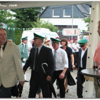 2008-07-27 - Iseringhausen - Schuetzenfest - Festzug 105