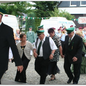 2008-07-27 - Iseringhausen - Schuetzenfest - Festzug 107