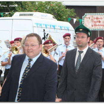 2008-07-27 - Iseringhausen - Schuetzenfest - Festzug 112