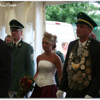 2008-07-27 - Iseringhausen - Schuetzenfest - Festzug 116