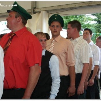 2008-07-27 - Iseringhausen - Schuetzenfest - Festzug 124