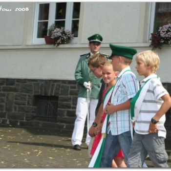 2008-07-27 - Iseringhausen - Schuetzenfest - Festzug 15