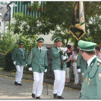 2008-07-27 - Iseringhausen - Schuetzenfest - Festzug 3