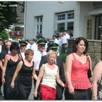2008-07-27 - Iseringhausen - Schuetzenfest - Festzug 36