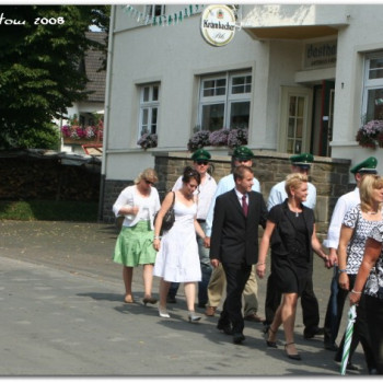 2008-07-27 - Iseringhausen - Schuetzenfest - Festzug 73