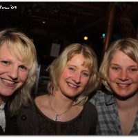 001_44_20090329_1810682278