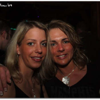 006_49_20090329_1942560076