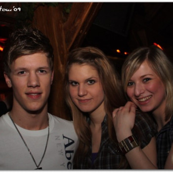 008_51_20090329_2041971829