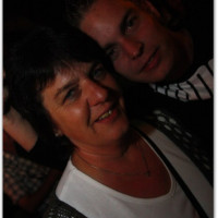 100