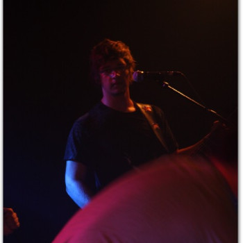 005