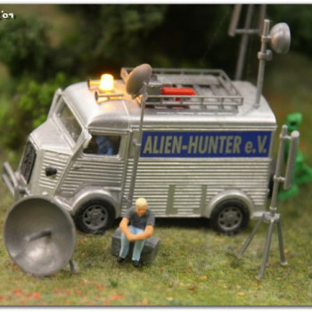 081